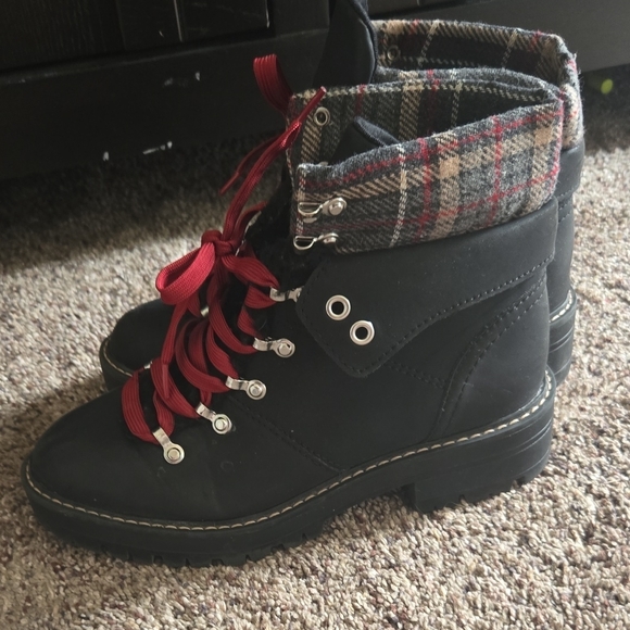 Black and Red Women's Boots - Picture 1 of 3